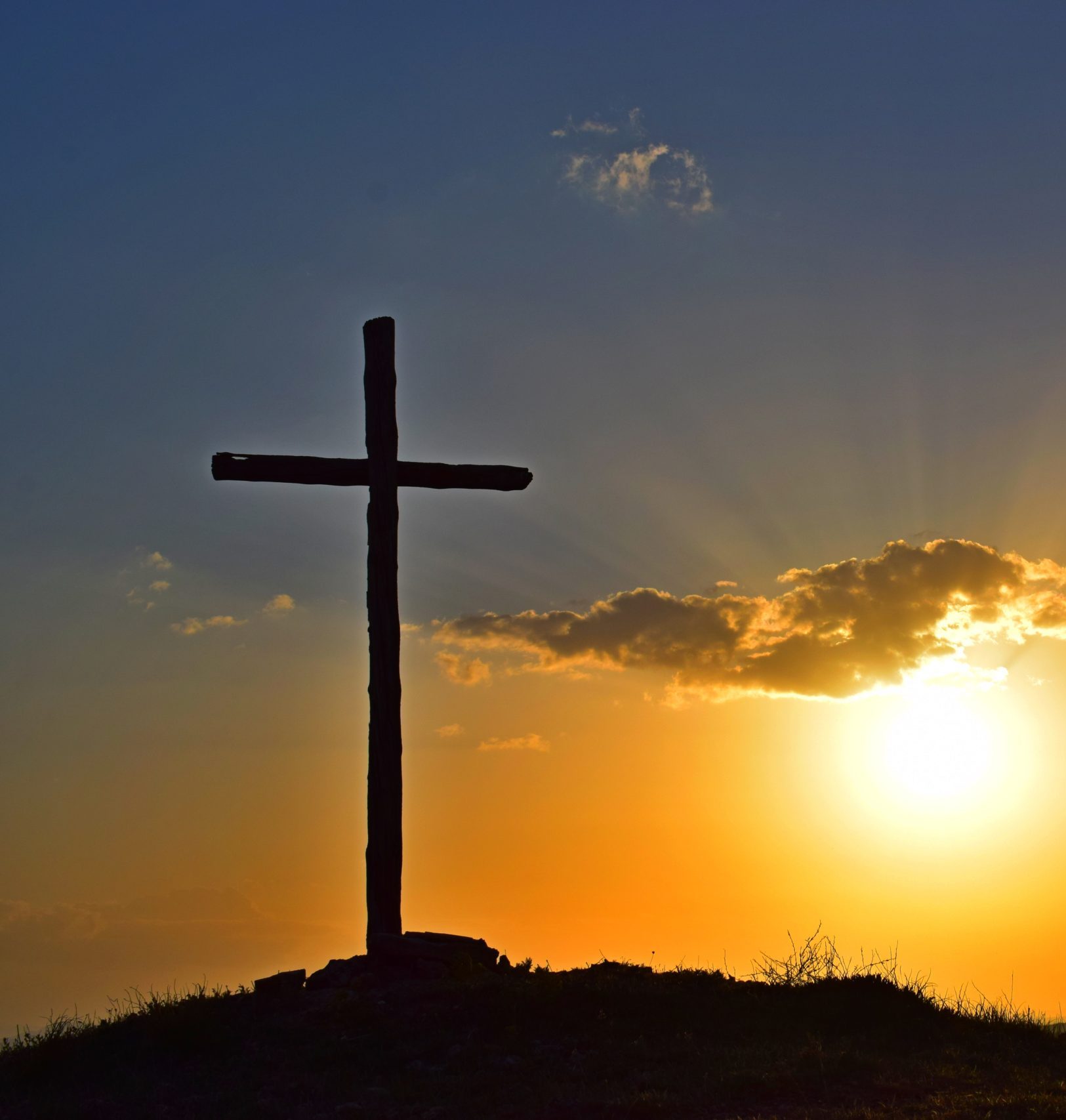 cross cdoncel-3cHmnTxXSbU-unsplash